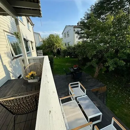 Apartamento Koselig Pa Ostensjo Med Stor Uteplass