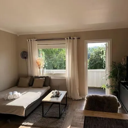 Apartamento Koselig Pa Ostensjo Med Stor Uteplass *