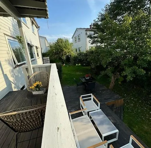 Lägenhet Koselig Pa Ostensjo Med Stor Uteplass