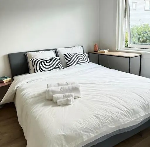 Koselig Pa Ostensjo Med Stor Uteplass Lägenhet *