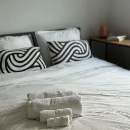 Koselig Pa Ostensjo Med Stor Uteplass * Oslo